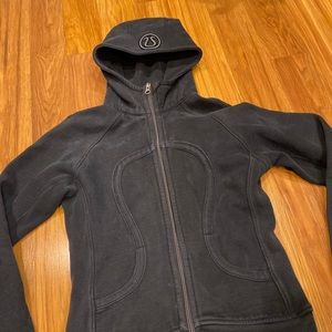 LULULEMON SCUBA HOODIE🌹